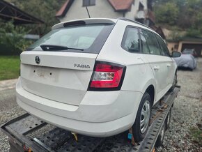 Rozpredám na náhradné diely Škoda Fabia 3 biela combi - 2