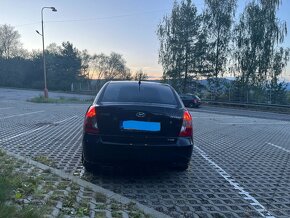 Hyundai Accent 1,4 - 2