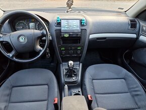 Skoda Octavia 1.9 tdi 77kw 105 ps sedan modrozelená METALIZA - 2