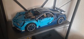 Predám lego technic bugatti chyron - 2