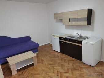 Cozy Studio Apartment for Rent – Ružinská Street, Košice - 2