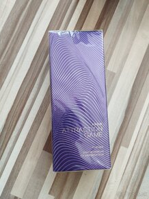 Toaletný parfum a sada Avon - 2