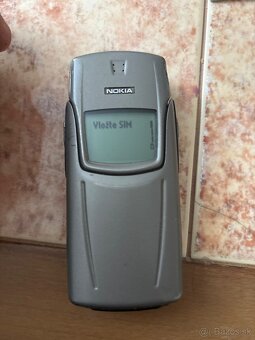 nokia 8910i - 2