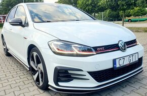 Volkswagen Golf GTI 2.0TSI DSG Performance - 2