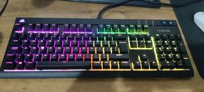 Používaná Corsair STRAFE RGB - 2