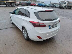 Hyundai i30 combi 1,6 crdi - 2