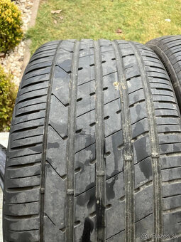 Letne pneu 285/35 R22 Hankook rv2021 - 2