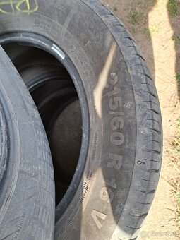 Predám letné Continental 215/60/R16 V - 2