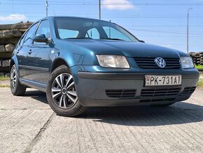 Volkswagen Bora 1.6i - 2