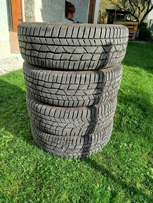 Zimne pneu Continental 215/60 R17 - 2