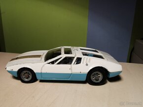 Corgi toys Mangusta deTomaso - 2