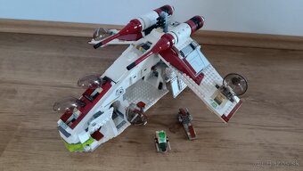 Lego star wars republikový delovy čln - 2