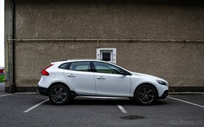 Volvo V40 Cross Country 1.6L 84kW AUTOMAT - 2