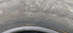 Predám 4 letné pneumatiky 205/60 R16 96H Michelin - 2