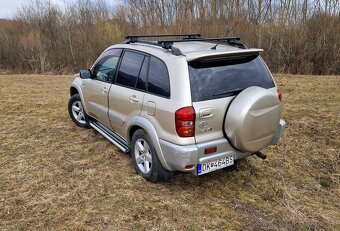 Toyota RAV4 - 2