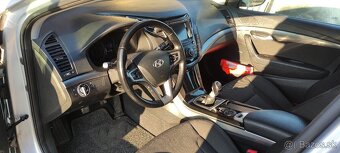 Hyundai i40 SW kombi 1,7 CRDI - 2