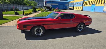 Ford Mustang MACH 1 - 2