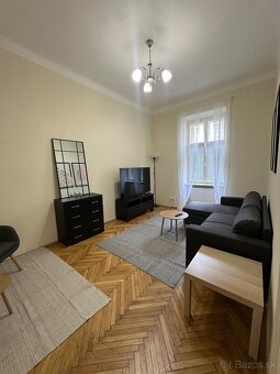 Na prenájom 2,5 izbový apartmán – voľný ihneď - 2