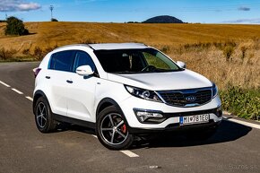 Kia Sportage 2,0 CRDi 4x4 100kW (ťažné, xenóny, navigácia) - 2