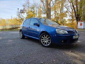 Volkswagen Golf 5 - 2