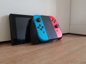 Nintendo switch + hra Super Mario Odyssey - 2