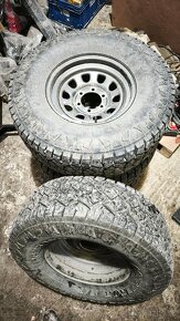 285/75 r16 - 2