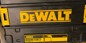 Predám novu DeWalt D25033K-QS - 2