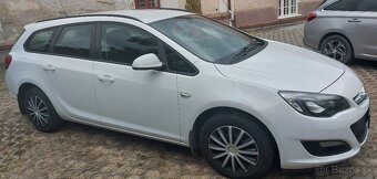 Opel Astra SPORTS TOURER - kombi - 2