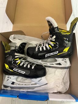 BAUER SUPREME KORCULE VEĽKOSŤ 35,5 - 2