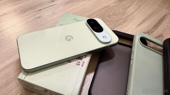 Google Pixel 9 256GB záruka Alza 3x obal a sklo - 2