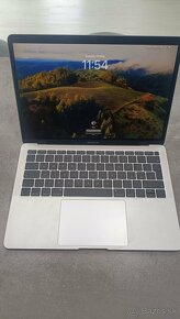 MacBook Air(Retina, 13-inch, 2019) - 2