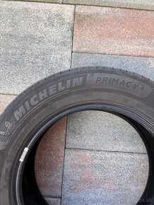 Michelin primacy 4 215/65 R17 - 2