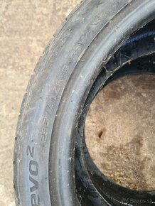 235/40r18 letne pneu hankook - 2