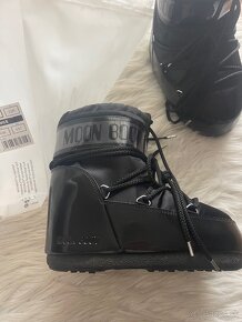 Moon boots - 2