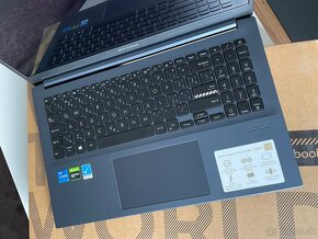 ASUS VivoBook 15 OLED K3500PH-OLED067T Quiet Blue kovový - 2