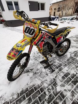 Suzki rmz 250 - 2