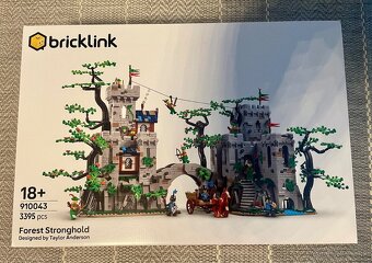 2x LEGO Bricklink 910043 Forest Stronghold - 2