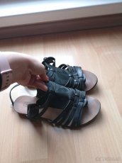 Letné sandalky Zara - 2
