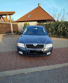 Škoda Octavia II 2.0TDI 103kw DSG - 2