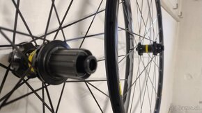 Mavic Ksyrium UST Disc CL 28 Set cestné kolesá - 2