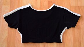 Sportovy top zn. M&S, vel. 42 za 3€ - 2