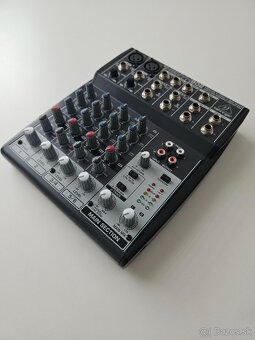 Behringer XENYX 802 mix pult - 2