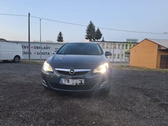 Opel Astra J - 2