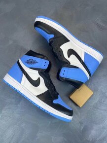 Nike Air Jordan 1 Retro High OG UNC Toe - 2