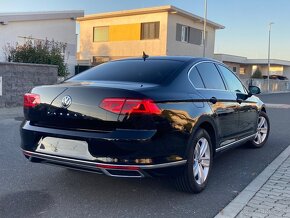 Passat b8.5 fl Limusina Elegance IQ LED 150K DSG7 78tisíc km - 2