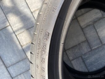 Pneumatiky 245/35 R20 - 2