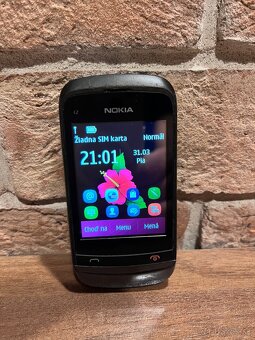 Nokia C2-02 vysúvačka tlačítková + dotyková - 2