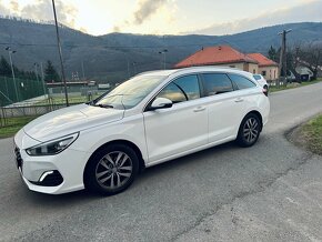 Hyundai i30 2019 1,6 85kw 2019 - 2