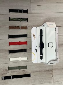 Apple Watch series 4/44mm - 2