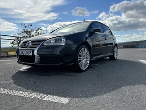 VW Golf R32 - 2